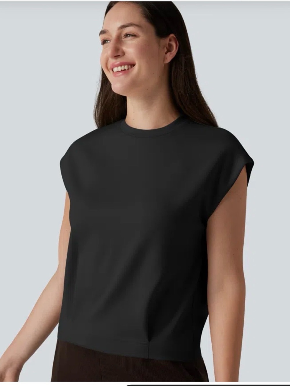 Halara Round Neck Cap Sleeve Tee Medium